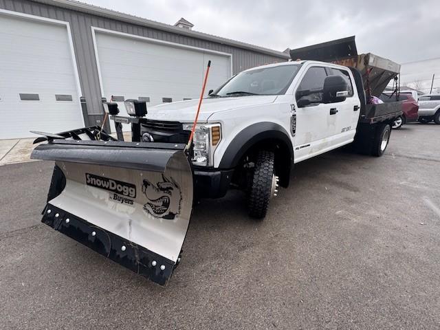 2018 Ford F550 4×4 Crew Cab Diesel Flat Bed Truck – $57,995